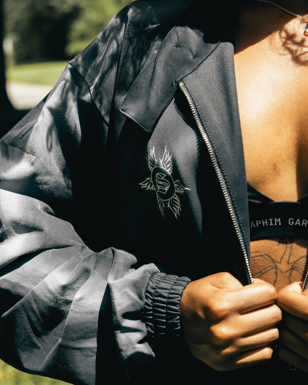THE WORKS BLACK BOMBER